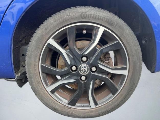 TOYOTA Yaris 100h Collection   
