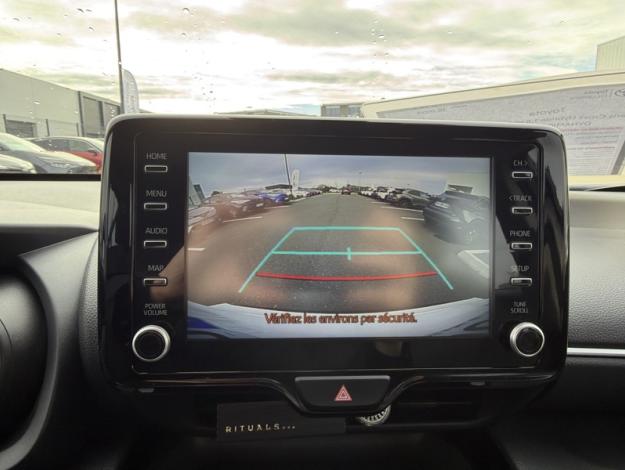 TOYOTA Yaris Cross 1.5 HYBRID 116H DYNAMIC BUSINESS    