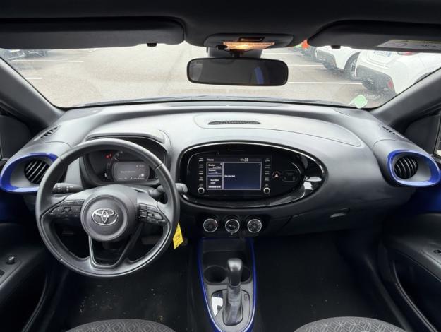 TOYOTA Aygo X 1.0 VVT-I 72 DESIGN  