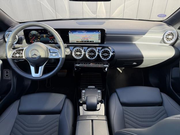 MERCEDES-BENZ CLA Coupé CLA 200 Coupé Progressive Line  