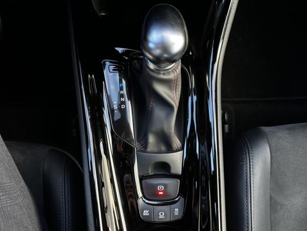 TOYOTA C-HR Hybrid GR Sport  2.0 184 ch 