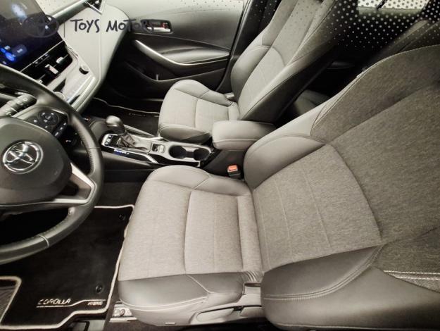 TOYOTA Corolla Touring Sports 1.8 HYBRID 140 DESIGN   