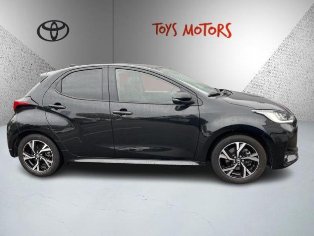 TOYOTA Yaris 116h Design   