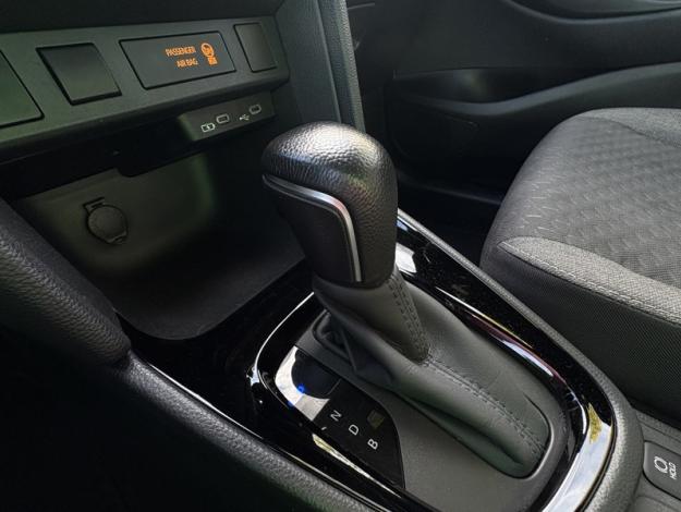 TOYOTA Yaris Cross 1.5 HYBRID 116H DESIGN MC24  