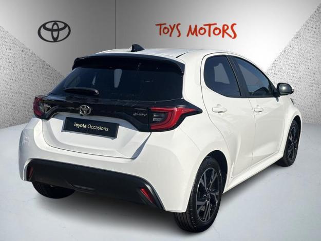 TOYOTA Yaris 116h Design  