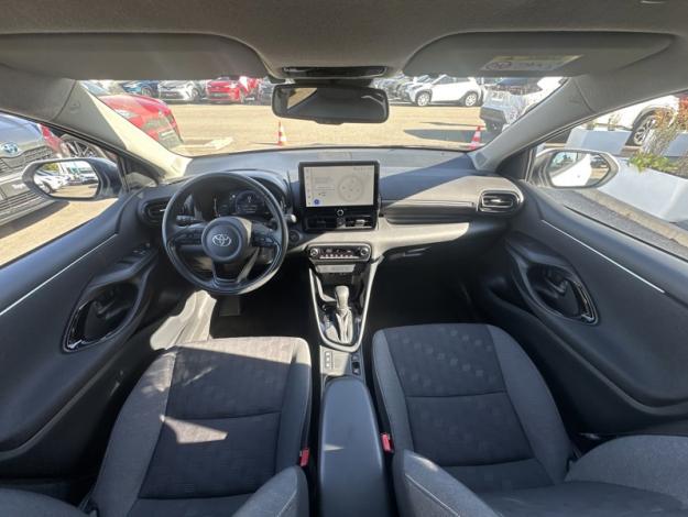 TOYOTA Yaris 116h Design  