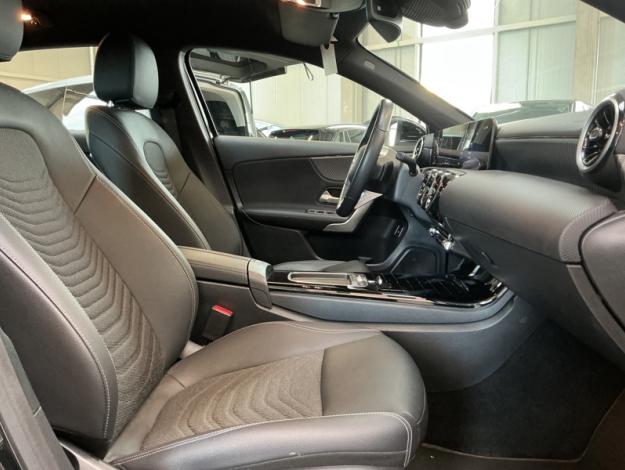 MERCEDES-BENZ A 250 e Luxury Line  