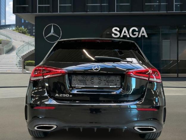 MERCEDES-BENZ A 250 e AMG Pack Night Pano Multibeam  