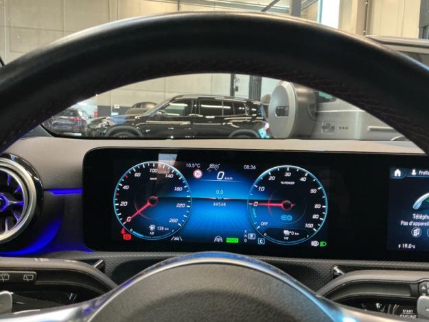 MERCEDES-BENZ A 250 e AMG Pack Night Pano Multibeam  