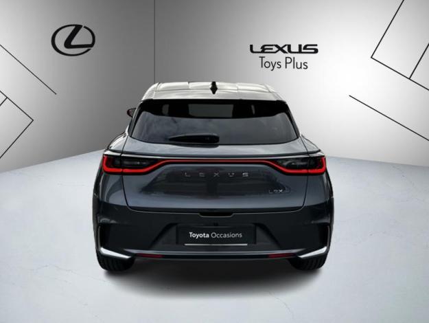 LEXUS LBX 1.5 136H 2WD EMOTION PACK TECH AUTO  LBX HYBRIDE 2WD EMOTION PACK TECH MY26