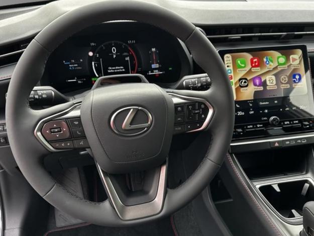 LEXUS LBX 1.5 136H 2WD EMOTION PACK TECH AUTO  LBX HYBRIDE 2WD EMOTION PACK TECH MY26