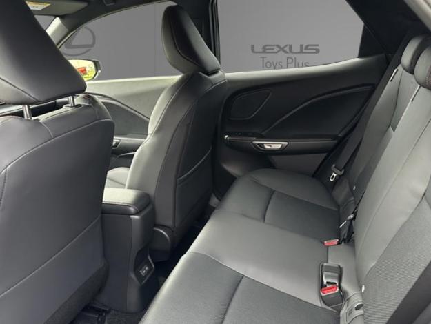 LEXUS LBX 1.5 136H 2WD EMOTION PACK TECH AUTO  LBX HYBRIDE 2WD EMOTION PACK TECH MY26