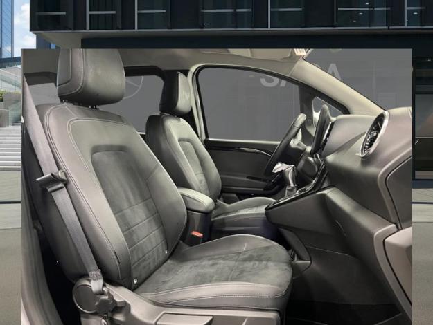 MERCEDES-BENZ T-Class T 180 Style