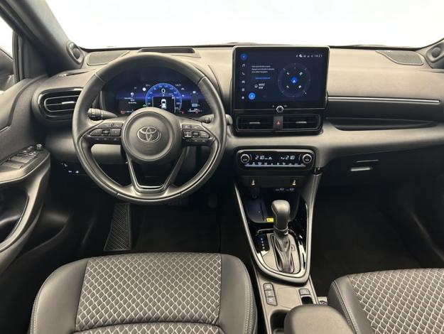 TOYOTA Yaris 1.5 130H COLLECTION   PACK TECHNO