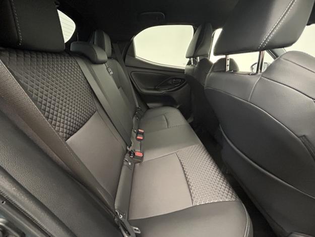 TOYOTA Yaris 1.5 130H COLLECTION   PACK TECHNO