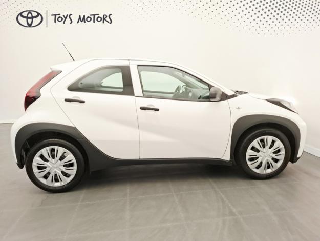TOYOTA Aygo X 1.0 VVT-I 72 ACTIVE BUSINESS  