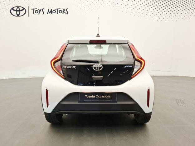 TOYOTA Aygo X 1.0 VVT-I 72 ACTIVE BUSINESS  