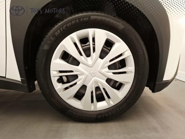 TOYOTA Aygo X 1.0 VVT-I 72 ACTIVE BUSINESS  