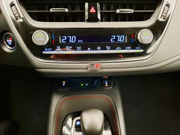 TOYOTA Corolla Touring Sports 2.0 HYBRID 196 GR SPORT  PACK TECHNO 