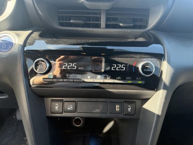TOYOTA Yaris Cross 1.5 HYBRID 116H TRAIL AWD    