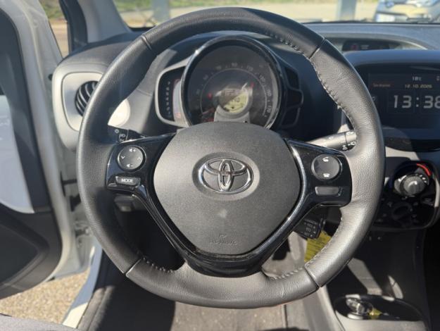 TOYOTA Aygo AYGO MC 1.0 VVT I XPLAY STYLE APP SR X SPORT  1.0 72 ch X-PLAY STYLE APP