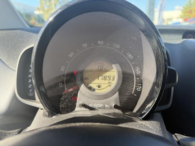 TOYOTA Aygo AYGO MC 1.0 VVT I XPLAY STYLE APP SR X SPORT  1.0 72 ch X-PLAY STYLE APP