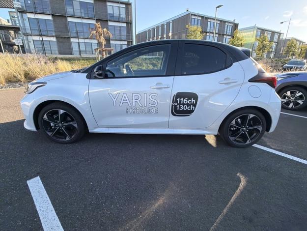 TOYOTA Yaris Hybride 130h Collection  YARIS HYBRIDE 130H COLLEC TECHNO MY26