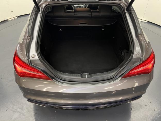 MERCEDES-BENZ CLA Shooting Brake CLA 200 d SB Fascination  