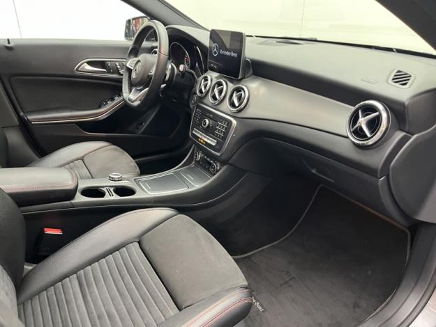 MERCEDES-BENZ CLA Shooting Brake CLA 200 d SB Fascination  