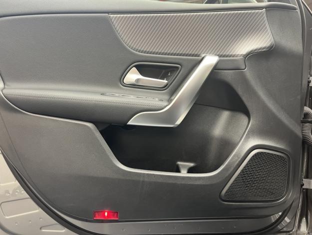 MERCEDES-BENZ Classe A 180 Business Line  