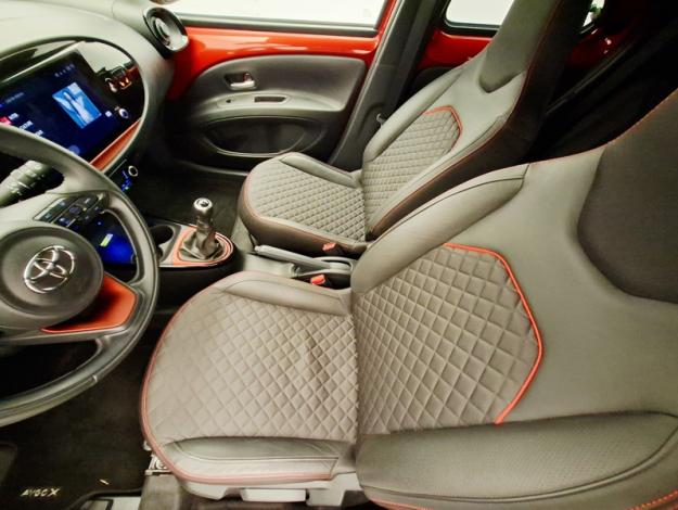 TOYOTA Aygo X 1.0 VVT-I 72 COLLECTION  