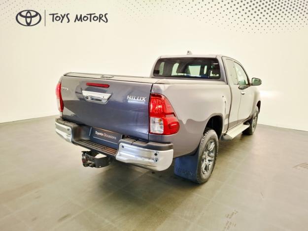 TOYOTA Hilux 2.4 D-4D X-TRA LEGENDE 4WD BVA  