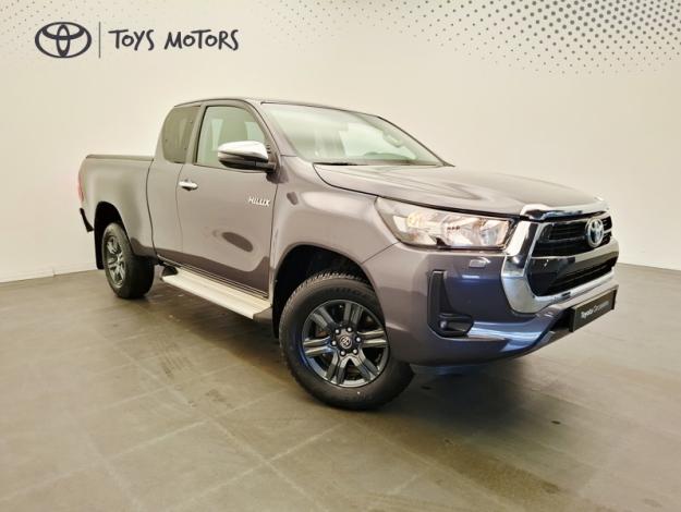 TOYOTA Hilux 2.4 D-4D X-TRA LEGENDE 4WD BVA  