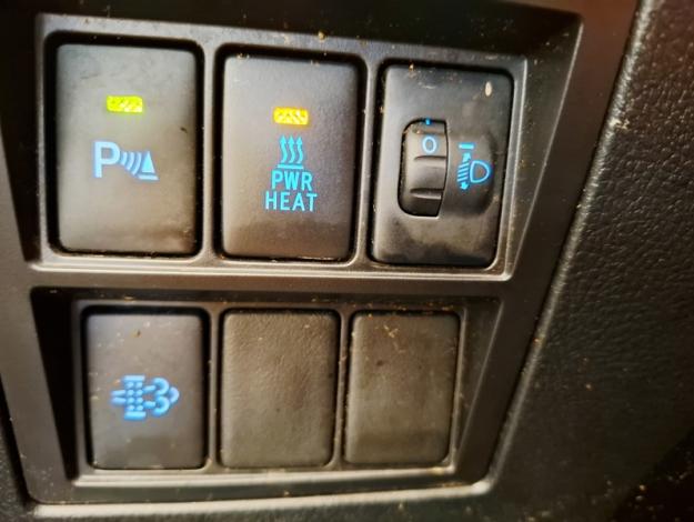 TOYOTA Hilux 2.4 D-4D X-TRA LEGENDE 4WD BVA  