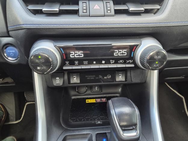 TOYOTA RAV4 222h COLLECTION AWD Pack Confort TO  