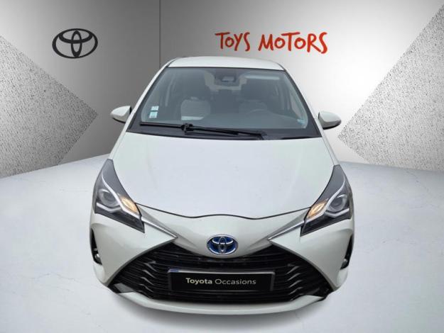 TOYOTA Yaris 100h DYNAMIC   