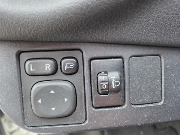 TOYOTA Yaris 100h DYNAMIC   
