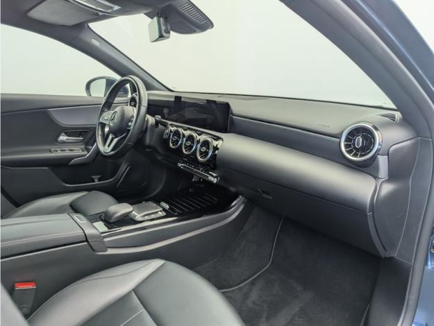 MERCEDES-BENZ Classe A 180 d Progressive Line  Classe A 180 d Progressive Line
