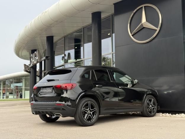 MERCEDES-BENZ GLA 200 d AMG Line  GLA 200 d AMG Line