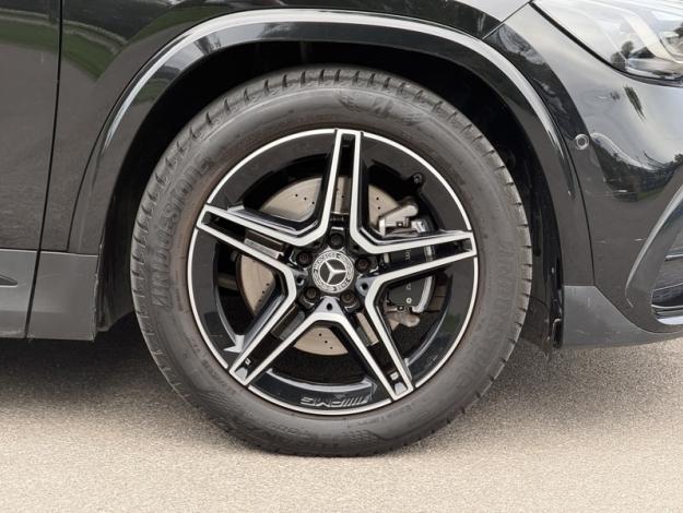 MERCEDES-BENZ GLA 200 d AMG Line  GLA 200 d AMG Line