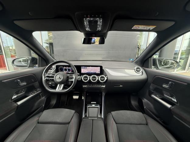 MERCEDES-BENZ GLA 200 d AMG Line  GLA 200 d AMG Line