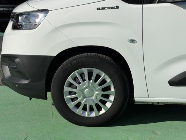 TOYOTA Proace City ELECTRIC MEDIUM 50KWH BUSINESS  