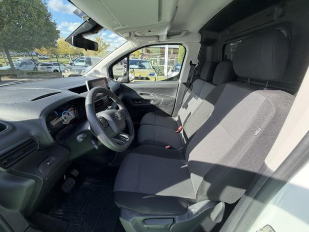 TOYOTA Proace City ELECTRIC MEDIUM 50KWH BUSINESS  