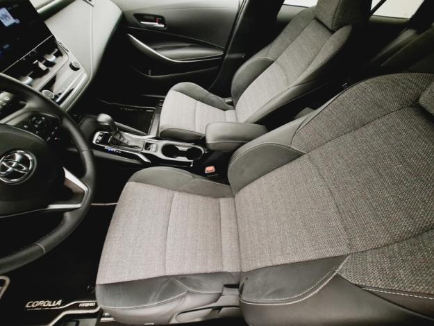 TOYOTA Corolla Touring Sports 1.8 HYBRID 140 DESIGN  PACK CONFORT