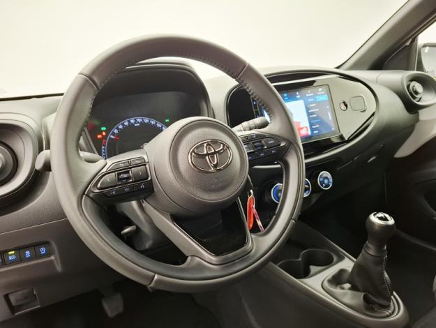 TOYOTA Aygo X 1.0 VVT-I 72 DYNAMIC  