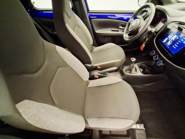 TOYOTA Aygo X 1.0 VVT-I 72 DYNAMIC  