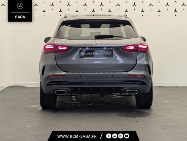 MERCEDES-BENZ GLA 200 AMG Line  