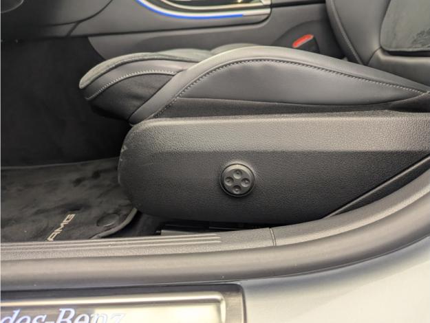 MERCEDES-BENZ Classe C Berline Classe C 220 d 4MATIC Berline AMG Line  Classe C 220 d 4MATIC Berline AMG Line