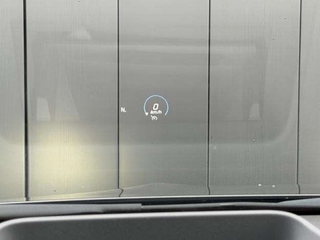 MERCEDES-BENZ EQA 250+ AMG Line  