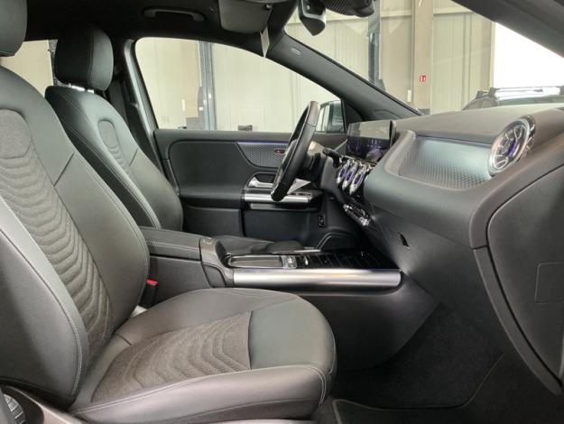MERCEDES-BENZ EQA EQA 250+